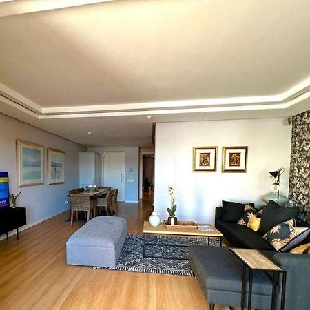 Parama 003 Secure, Luxurious Waterfront Apartment Cape Town Exterior photo
